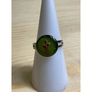 Adjustable Silver Tone Green Dried Flower Ring